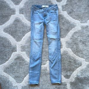 A&F Skinny jeans